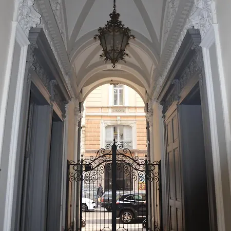 Suite In Palazzo Storico Milan Exterior photo
